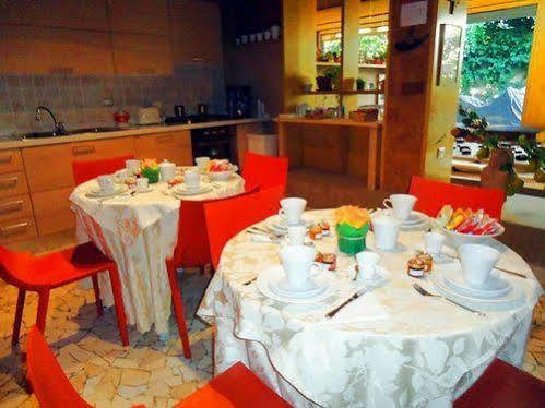 B&B Cottage Dei Consoli Sant'Agata Li Battiati Exterior photo
